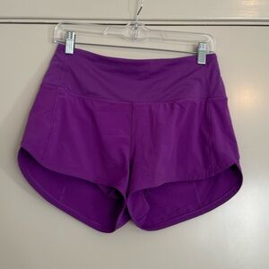 Lulu Lemon speed up high-rise lined short 2.5